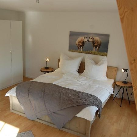 Ferienwohnung Im Gulfhof Krummhoern Luaran gambar